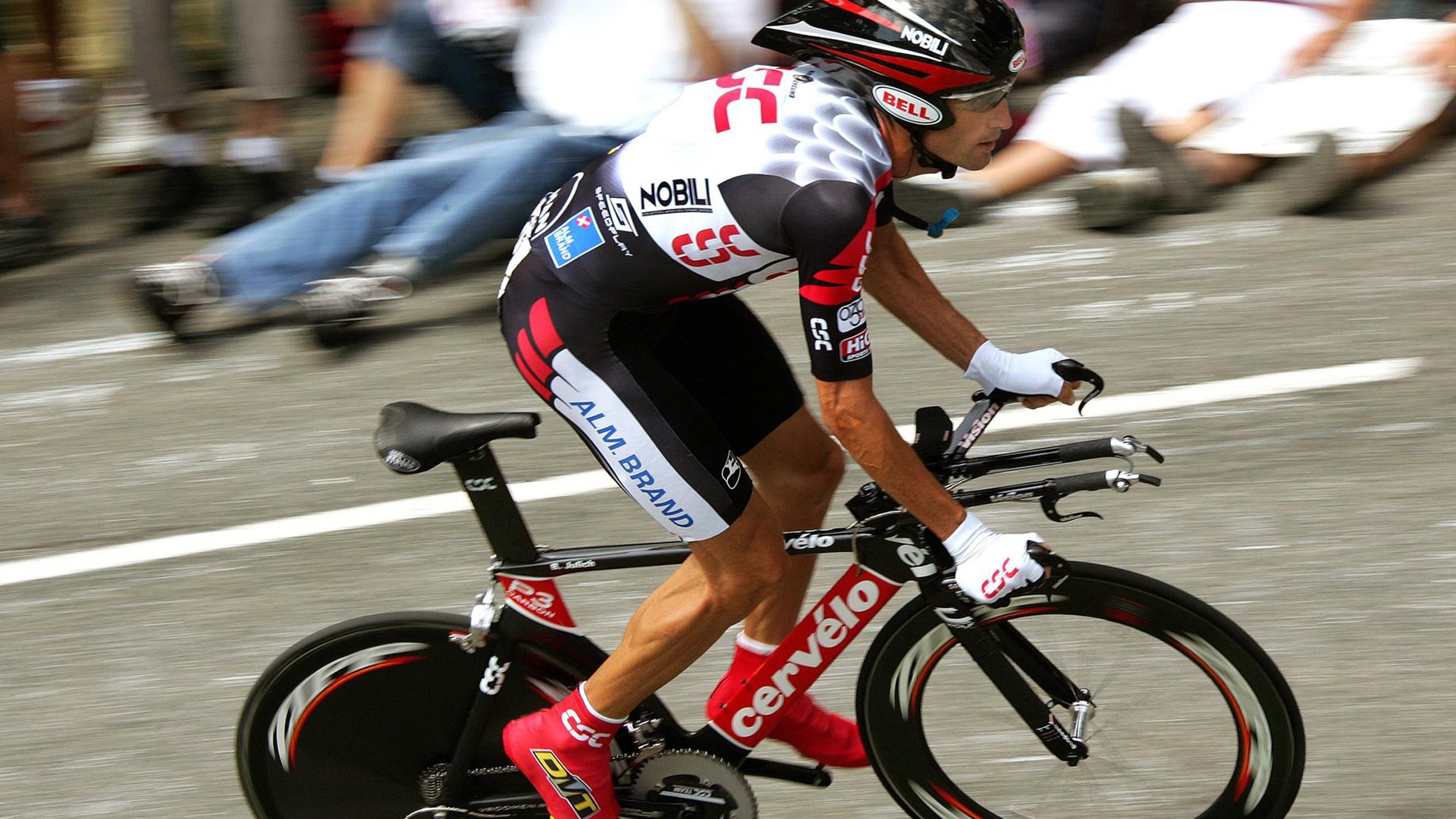 公牛调整战术结构，整体进攻更具威胁，公牛最强