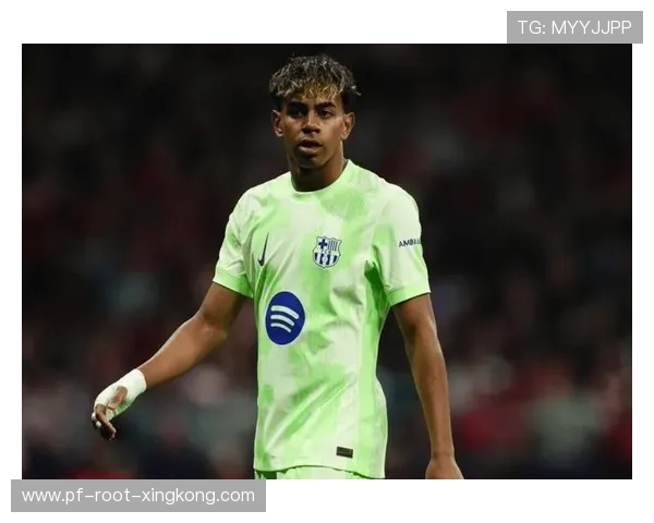 亚马尔边中结合灵活自如 亚马尔边中结合灵活自如