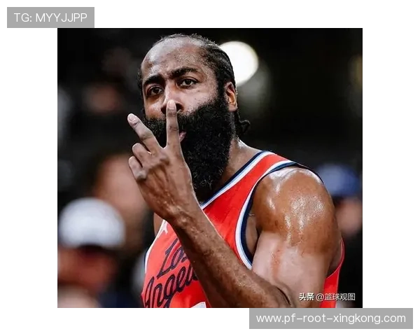 哈登示意拉开，洛杉矶快船执行最后一攻