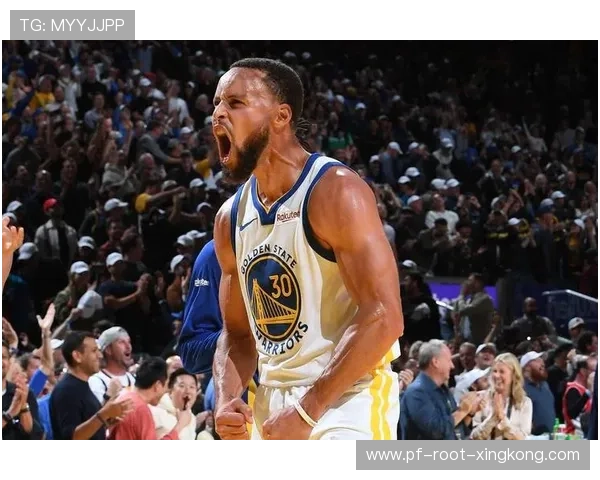 库里被追防，金州勇士迅速转移球权